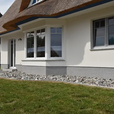 Luxurious Holiday By The Sea In Ferienhaus *